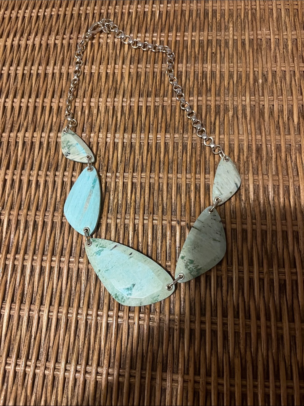 Kendra Scott Seafoam Green Linked Marquise Necklace